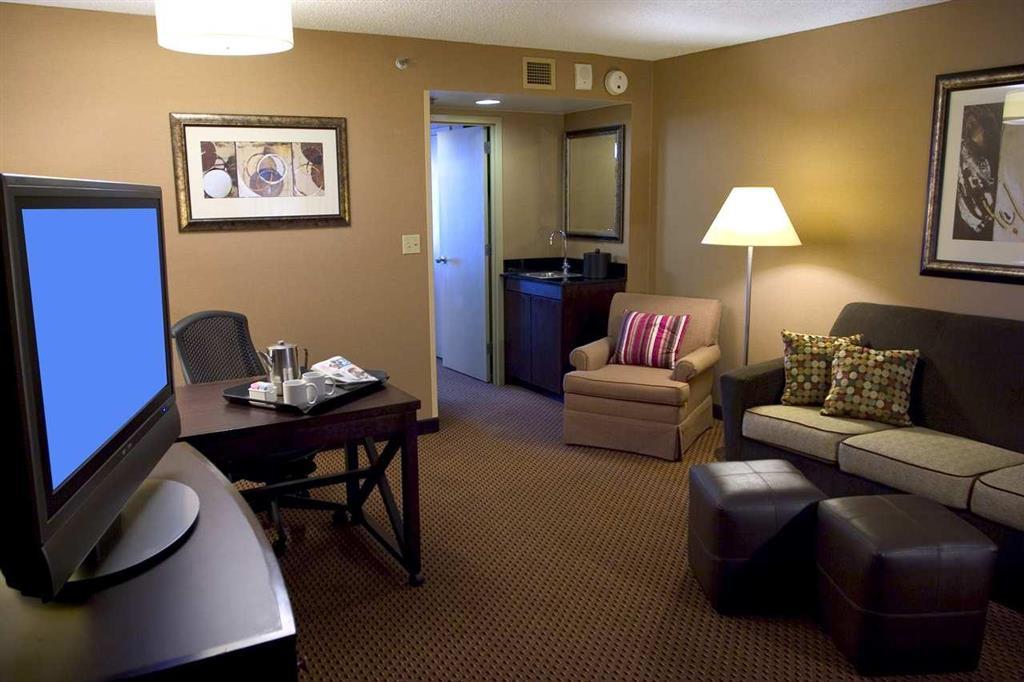 Embassy Suites By Hilton Chicago Ломбард Номер фото